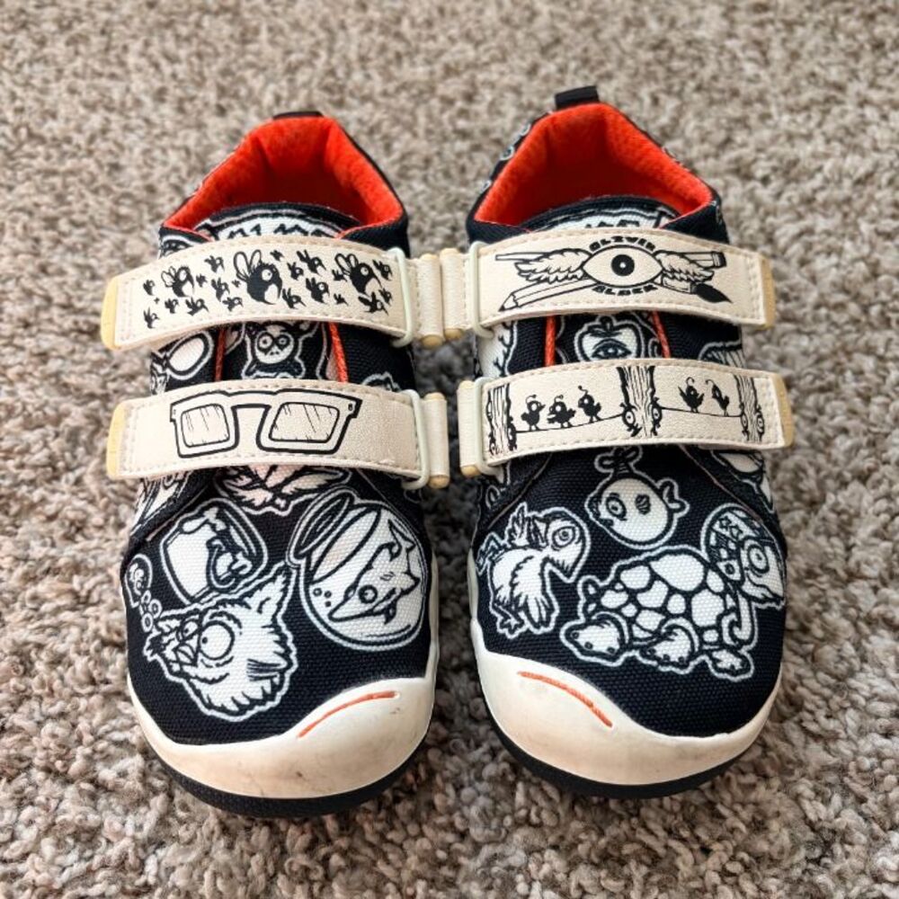Size 12 / Boys PLAE Roan Sneakers (Rare)